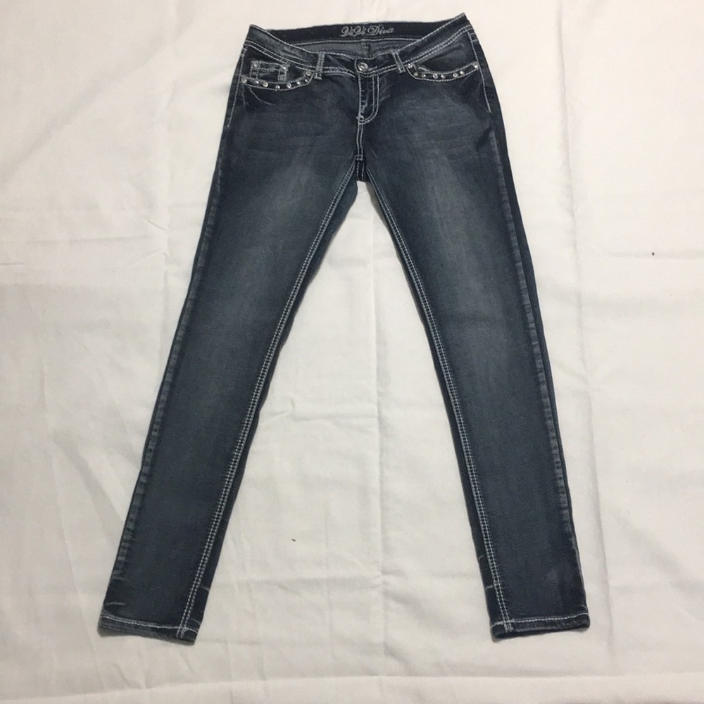 Dark jeans w/ rhinestones and white stitched work